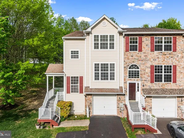 106 Regents Ct, Malvern, PA 19355