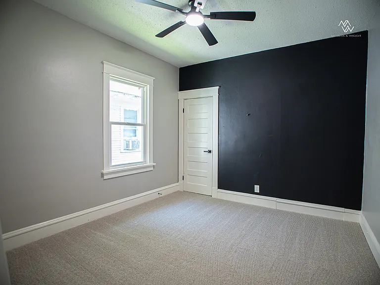 120 N Drury Ave — Photo 4