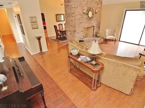 536 Camping Creek Rd, Chapin, SC 29036