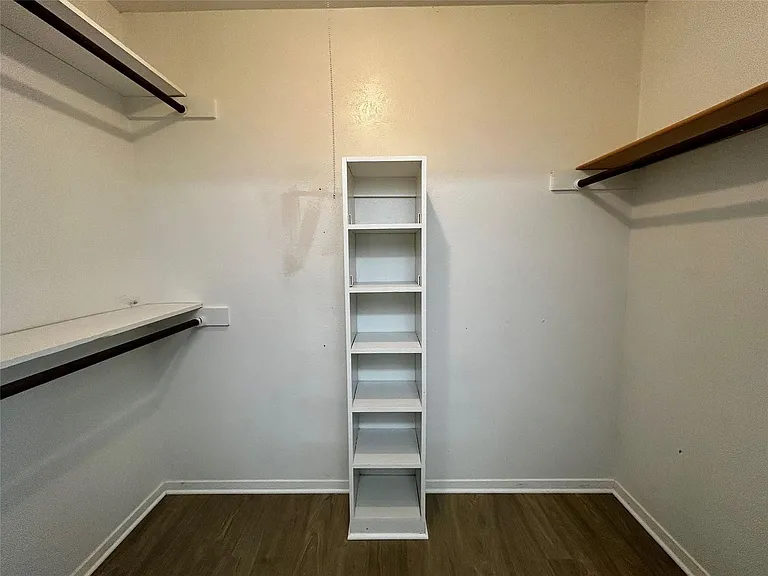 6209 Gayle Dr — Photo 23