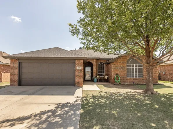 1509 Nottingham Ave, Wolfforth, TX 79382