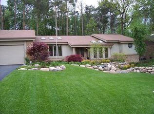 8151 Deerwood Rd, Clarkston, MI 48348