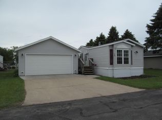 19 Westminster Ave, Holmen, WI 54636