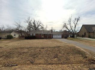 2616 Drakestone St, Oklahoma City, OK 73120