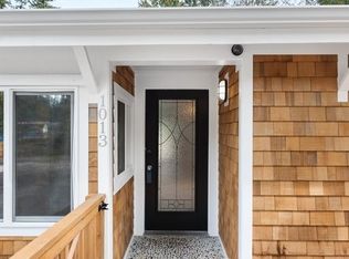 1013 Loganberry Ln, Camano Island, WA