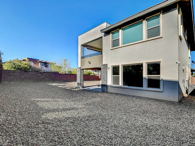6005 Andezano Dr — Photo 33