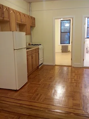 Rented by High Line NYC Realty Group | media 3