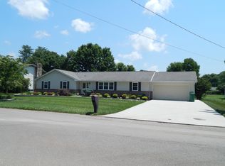204 Huxley Rd, Knoxville, TN 37922