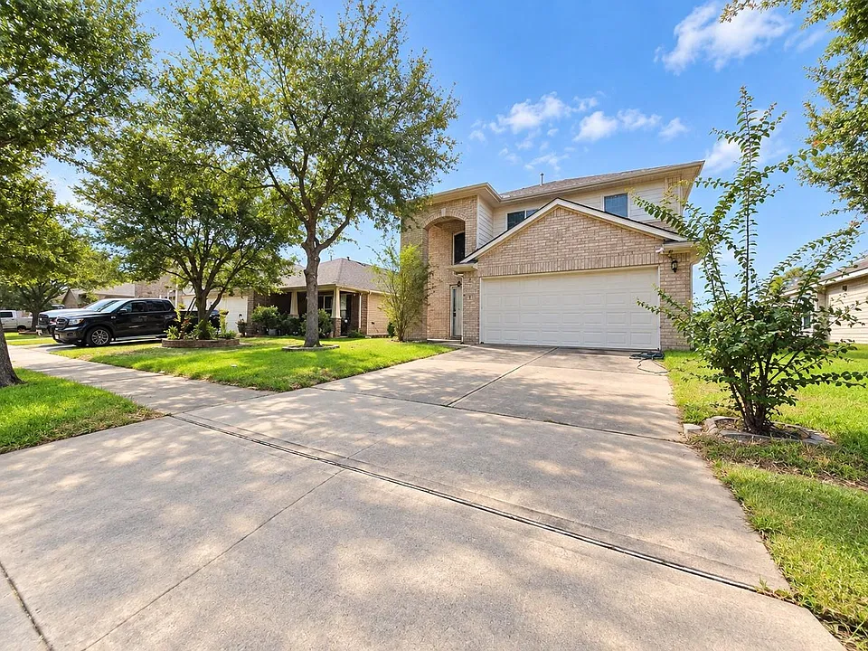 6923 Hampden Point Ct