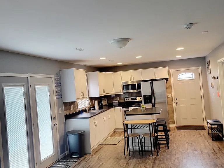5317 W Cloverdale Rd — Photo 4
