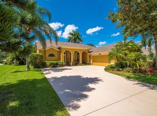 7663 Groves Rd, Naples, FL 34109