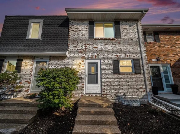 8602 W 84th Ter, Overland Park, KS 66212