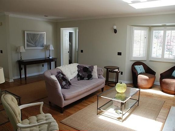 5th image of 80 Alta Vista Ave