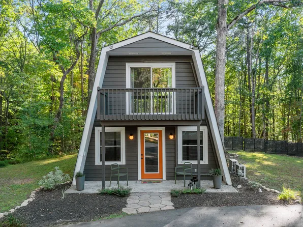 316 Skyview Cir, Clarkesville, GA 30523