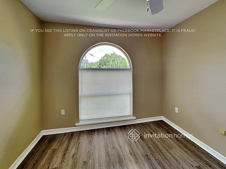 703 Martin Ln — Photo 14