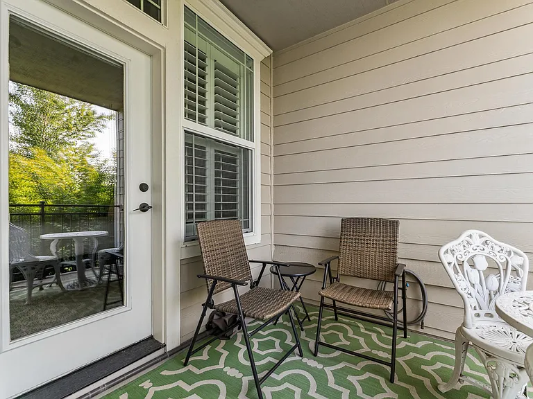 3305 Summerlinn Dr — Photo 11