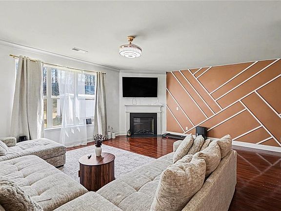 5th image of 1406 Stone Ridge Ct