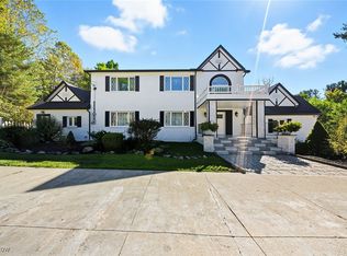 9447 Lindberg Dr, North Royalton, OH 44133