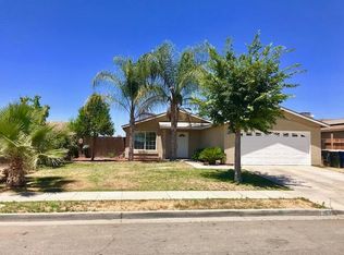 1363 Laguna Way, Madera, CA 93638