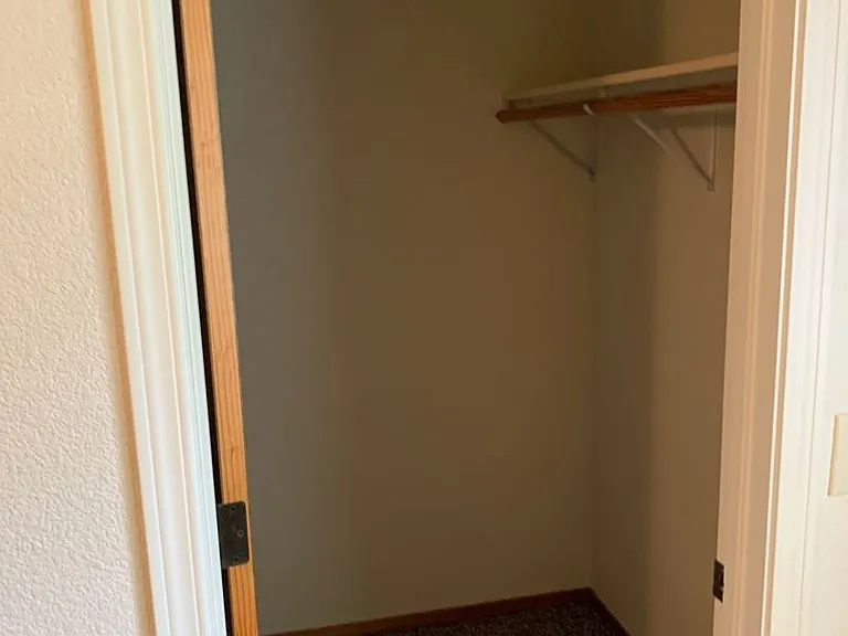 740 Bayside Rd — Photo 13