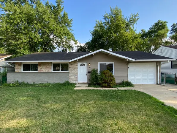 317 E Schaumburg Rd, Streamwood, IL 60107