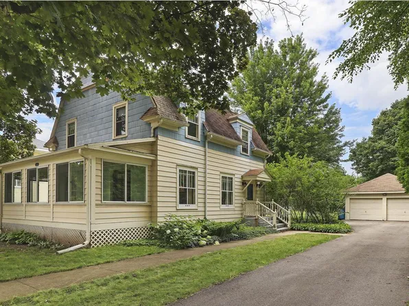 136 Maple AVENUE, Walworth, WI 53184