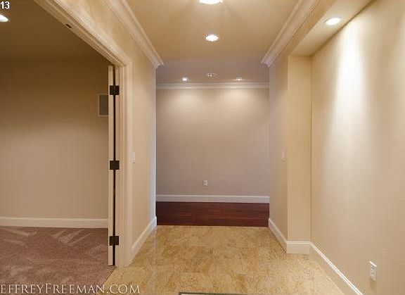 4th image of 5605 SE Scenic Ln Unit 204
