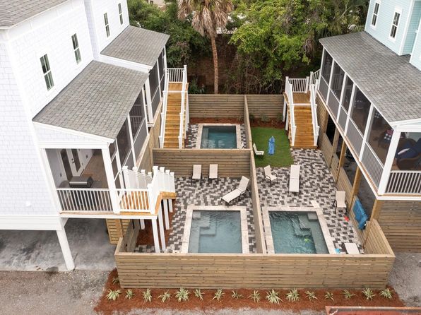 112 E Huron Ave #B, Folly Beach, SC 29439