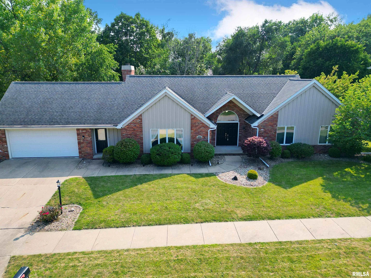 2850 W Willowlake Dr photo 1