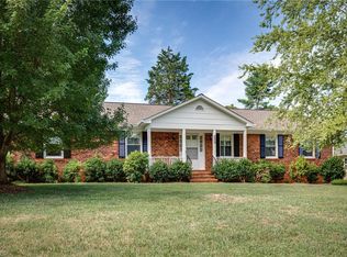 6217 Ballinger Rd, Greensboro, NC 27410