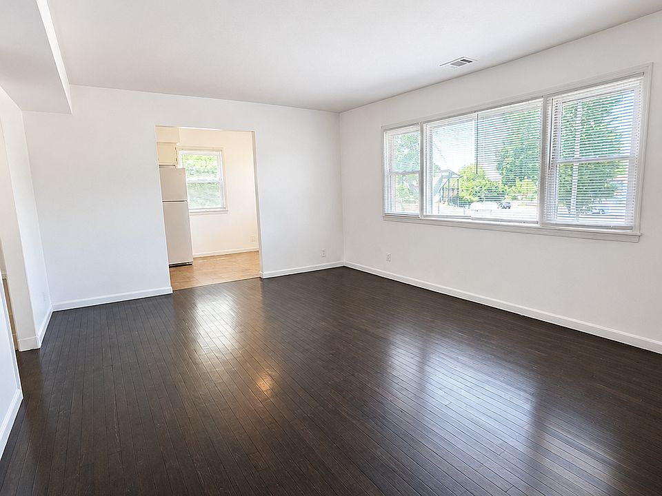 1st image of 5003 Woolworth Ave #8
