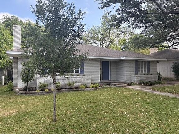 2nd image of 7525 Wentwood Dr