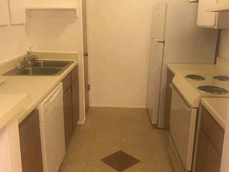 1107 Verde Dr #72 — Photo 7