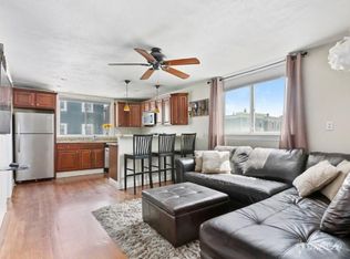 270 E St #2, Boston, MA 02127