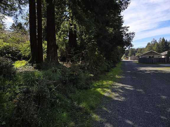 5th image of 4581 Campton Rd