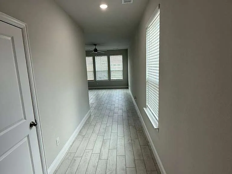 1219 Triton Dr — Photo 15