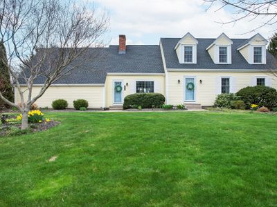671 Cortland Circle, Cheshire, CT, 06410