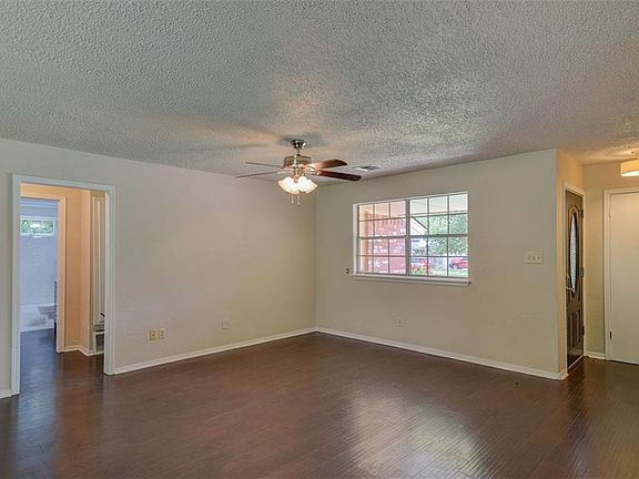 5th image of 1521 Lakecrest Dr
