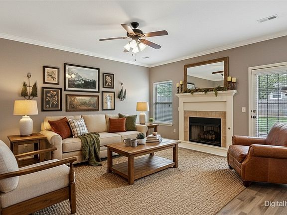 2nd image of 4657 Cory St
