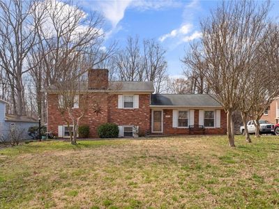 2616 Weymoth Rd, Winston Salem, NC, 27103
