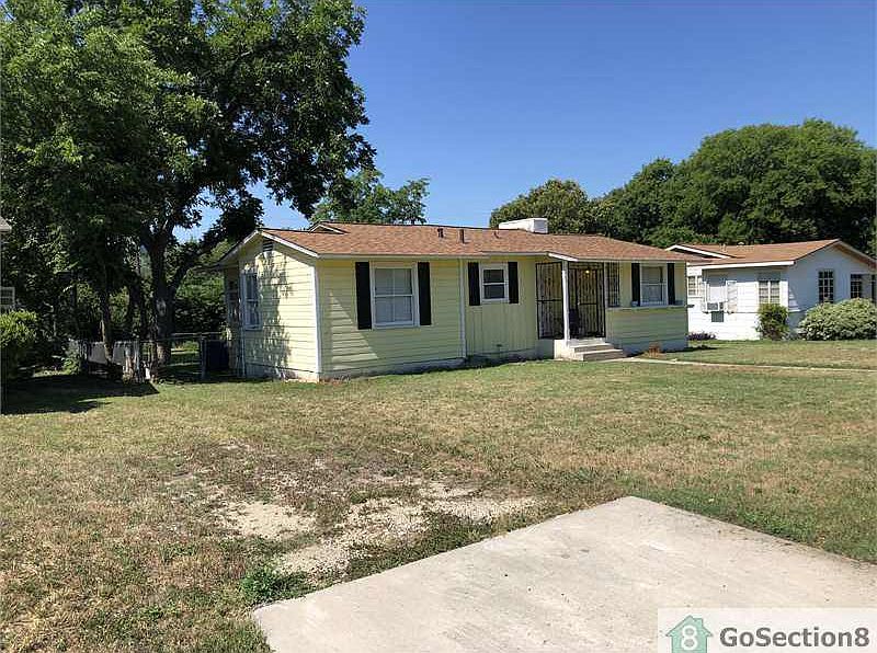 2nd image of 346 Senisa Dr