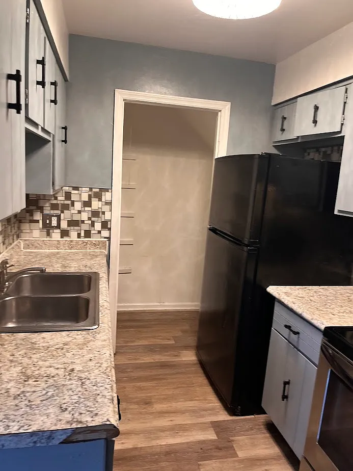 3081 Benchwood Road - 1 — Photo 1