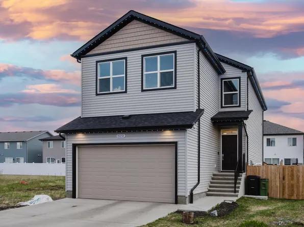 15151 26th St NW, Edmonton, AB T5Y 3Y5