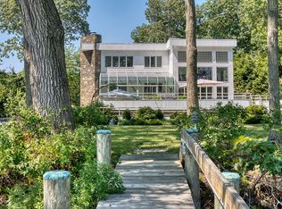 31 Dickerson Dr, Shelter Island, NY 11964