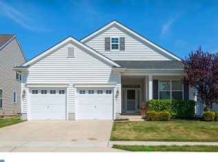 16 E Dehart Ave, Clayton, NJ 08312