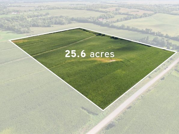 1551 Holmans Rd, Mount Vernon, IA 52314