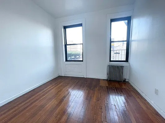Rented by Pear NYC LLC | media 10