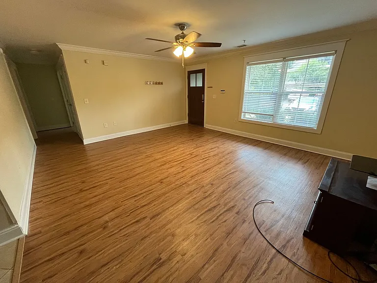 1121 Tree Top Way #1414 — Photo 11