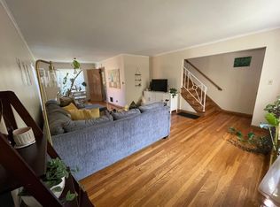 2092 Harwitch Rd, Columbus, OH 43221