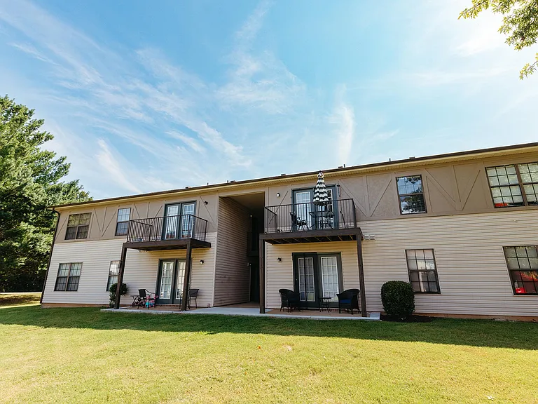 1310 N Rutherford Blvd — Photo 39